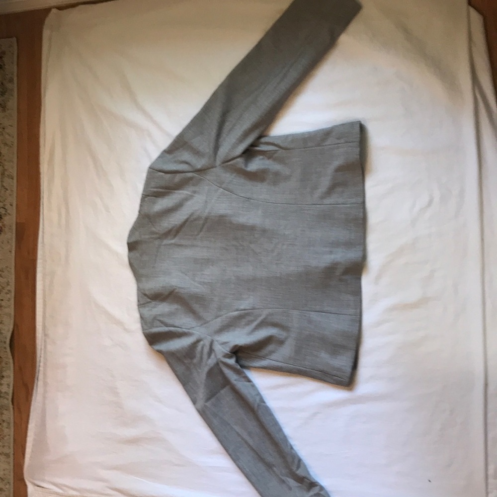 Blazer - Picture 2 of 2